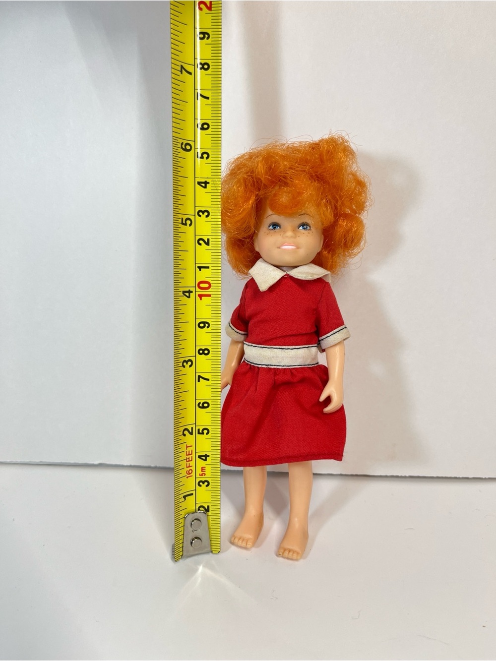 Vintage 1982 Annie Little Orphan Doll Red Hair 6" Toy Knickerbocker Movie Girl - Picture 13 of 13